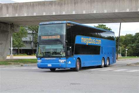 coach canada megabus